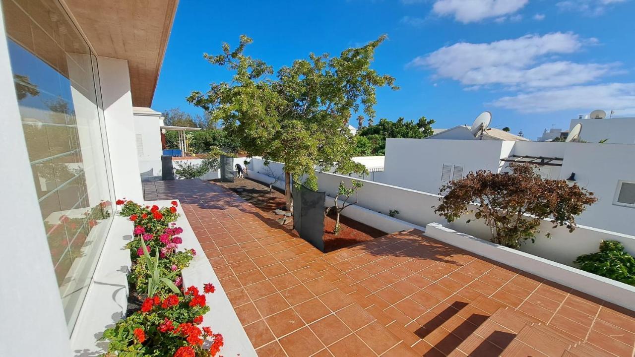 Casa Costa Volcan Teguise  Extérieur photo